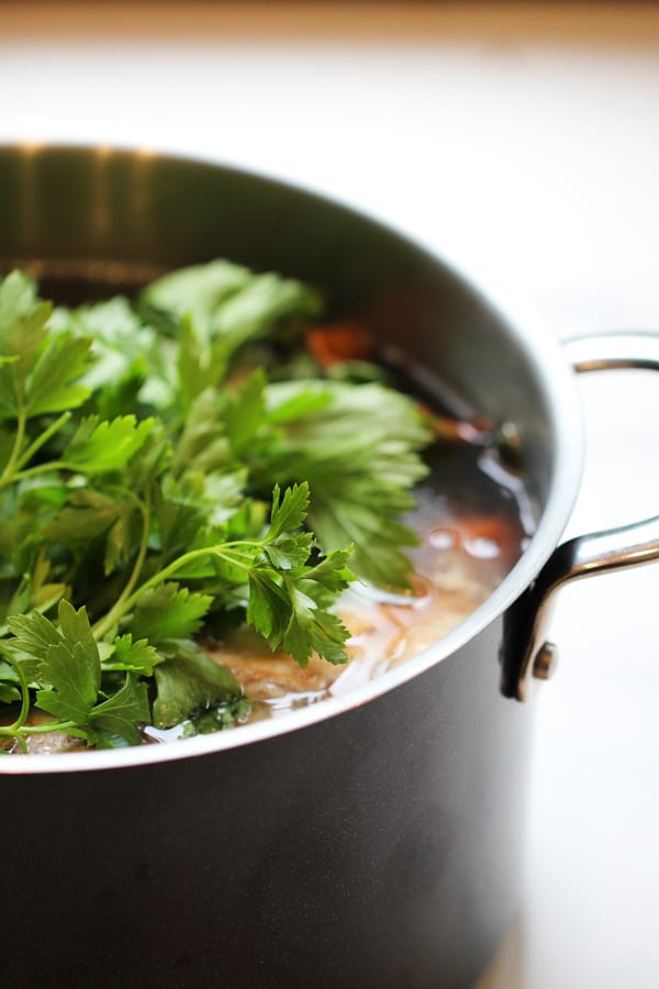 Making bone broth