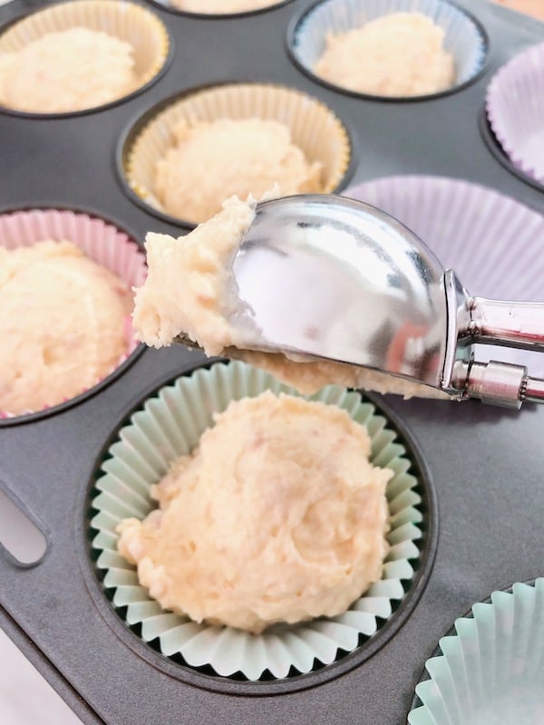 making cheese and bacon muffins with cookie scoop
