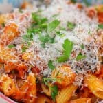 chicken creamy tomato pasta in bowl