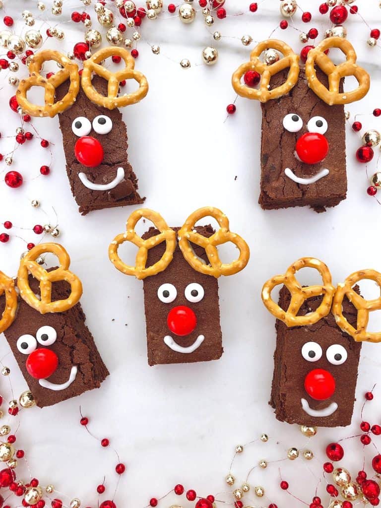 A yummy reindeer brownies with pretzel