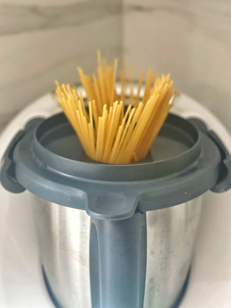 Cooking spaghetti in the Thermomix bowl