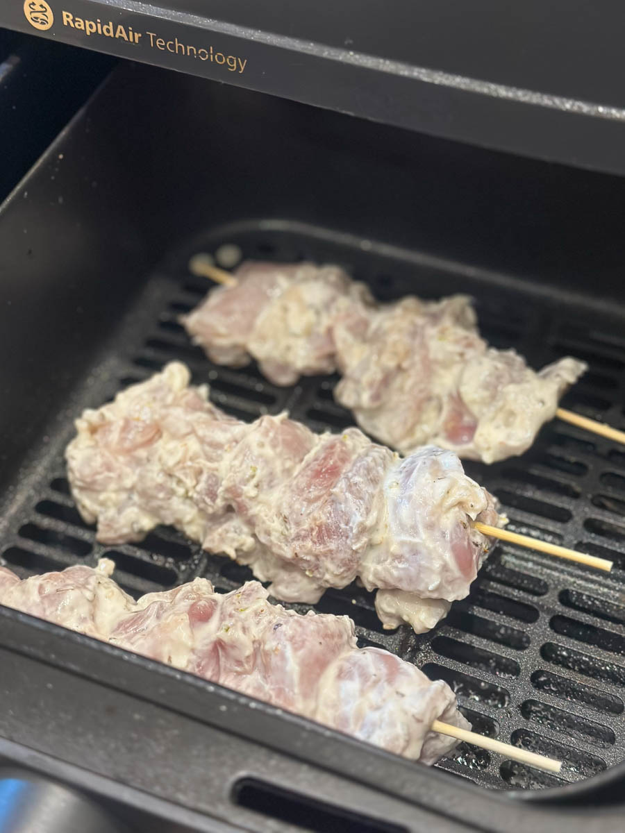 Cooking Chicken Souvlaki in the air fryer. 