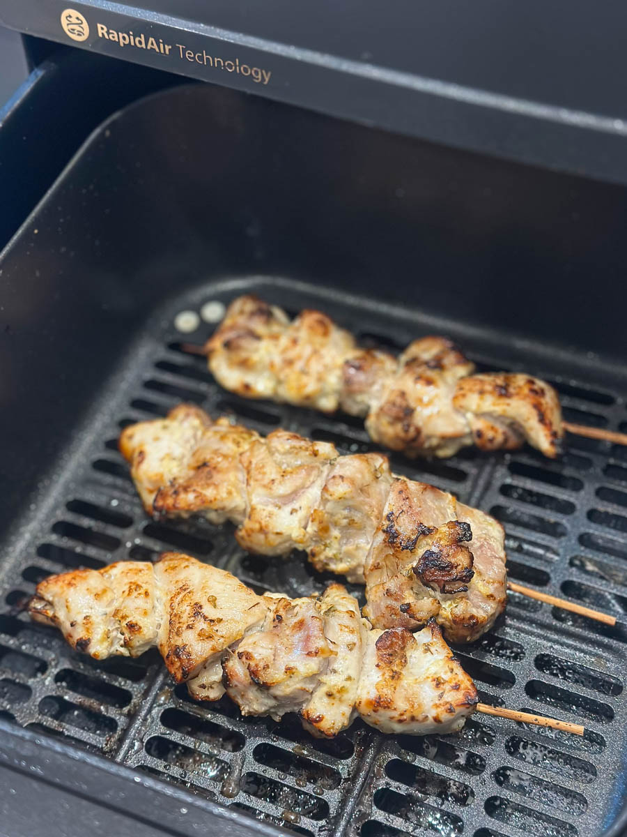 Cooking Chicken Souvlaki in the air fryer. 